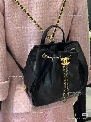 25B Medium Caviar Leather Backpack 136724