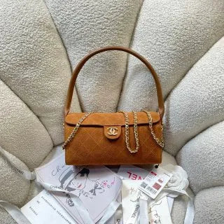 26A Leather Bowling 9.1 in Handbag AP5294