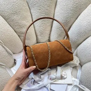 26A Leather Bowling 9.1 in Handbag AP5294