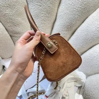 26A Leather Bowling 9.1 in Handbag AP5294