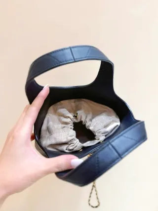 26S Calfskin Basket Hobo Bag 230502501280