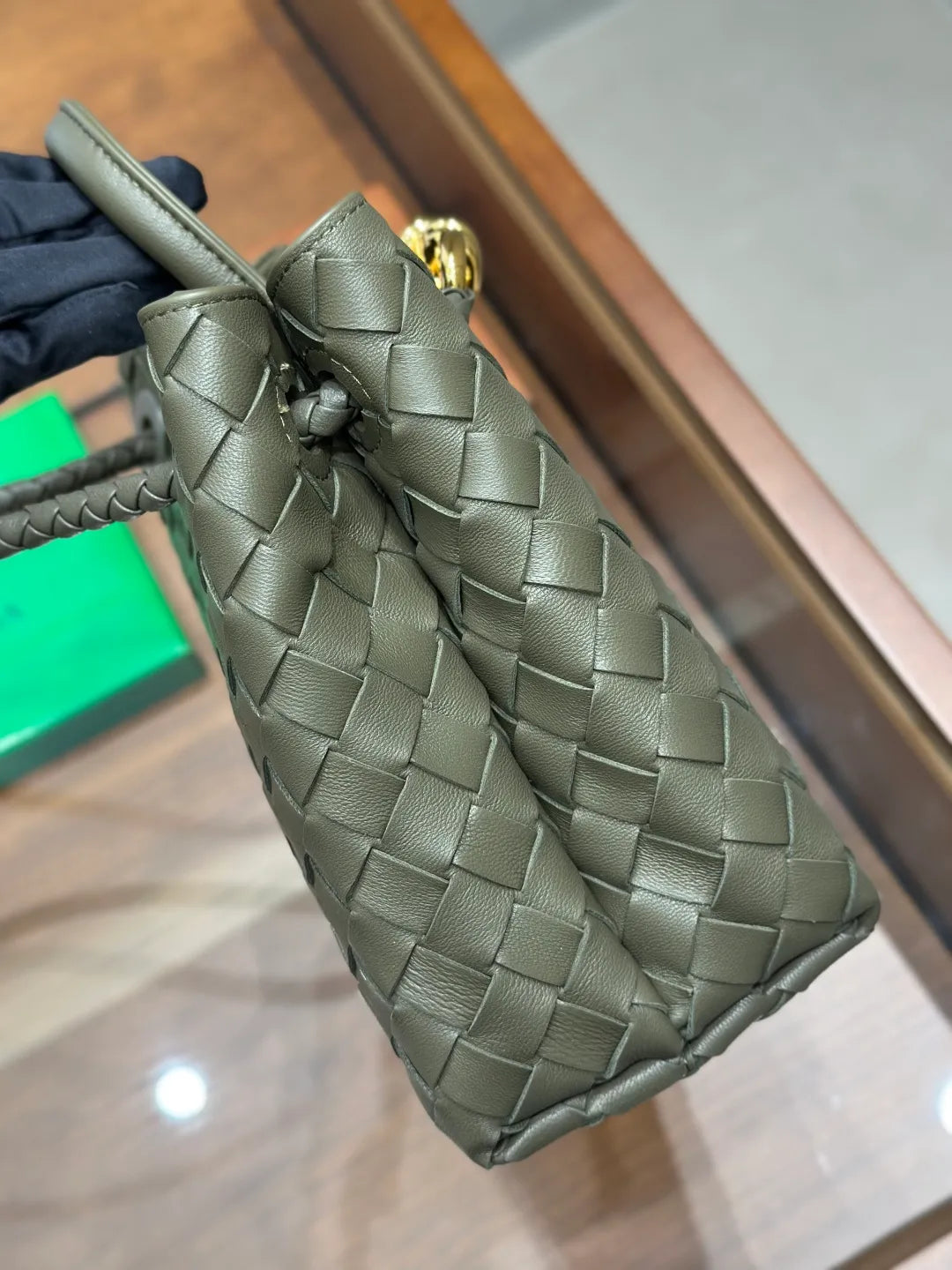 Andiamo Lambskin 9.8 in Handbag 766014