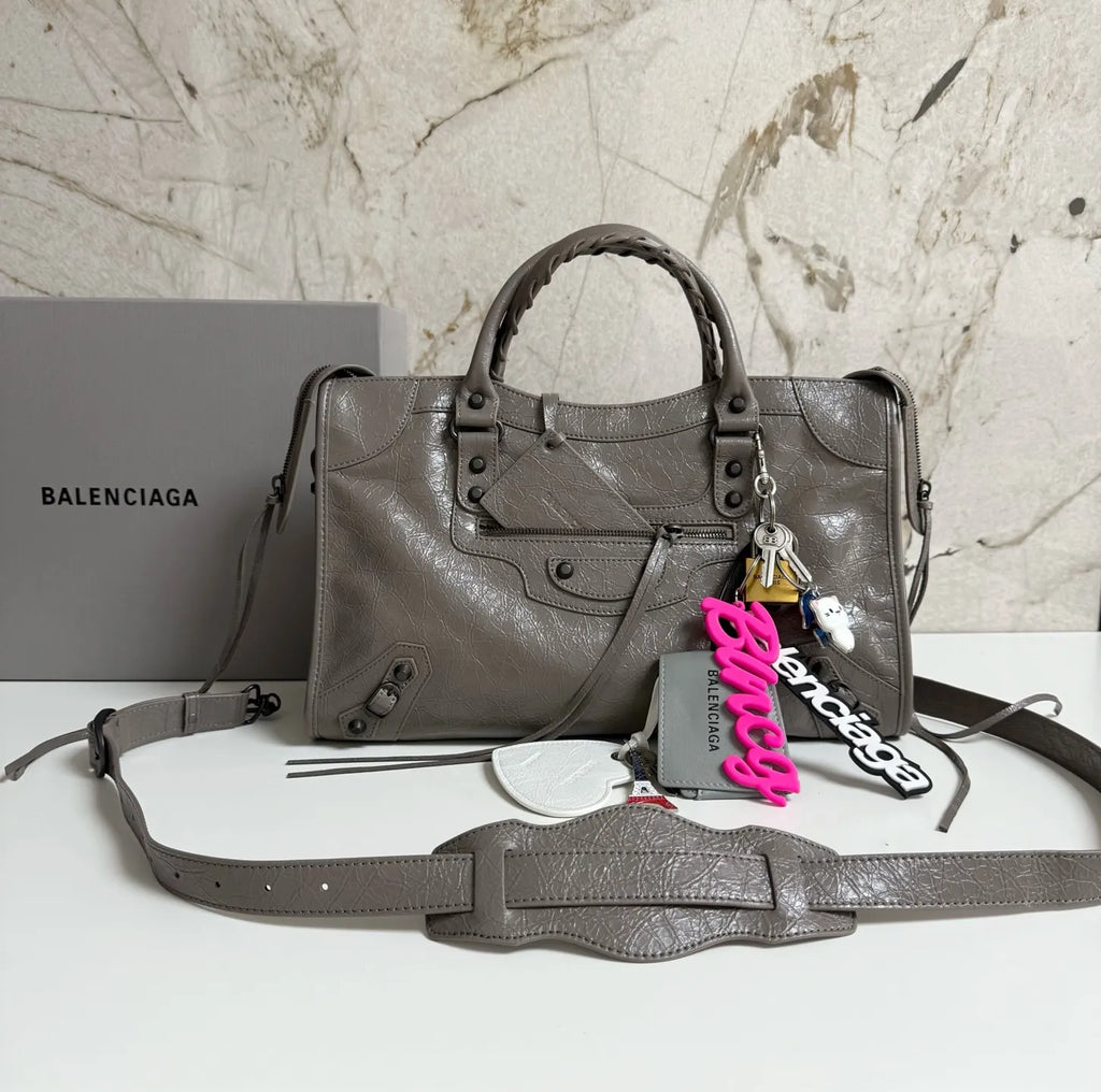 Balencia City Dark Walnut 15.0 in Bag 2626L118 217467