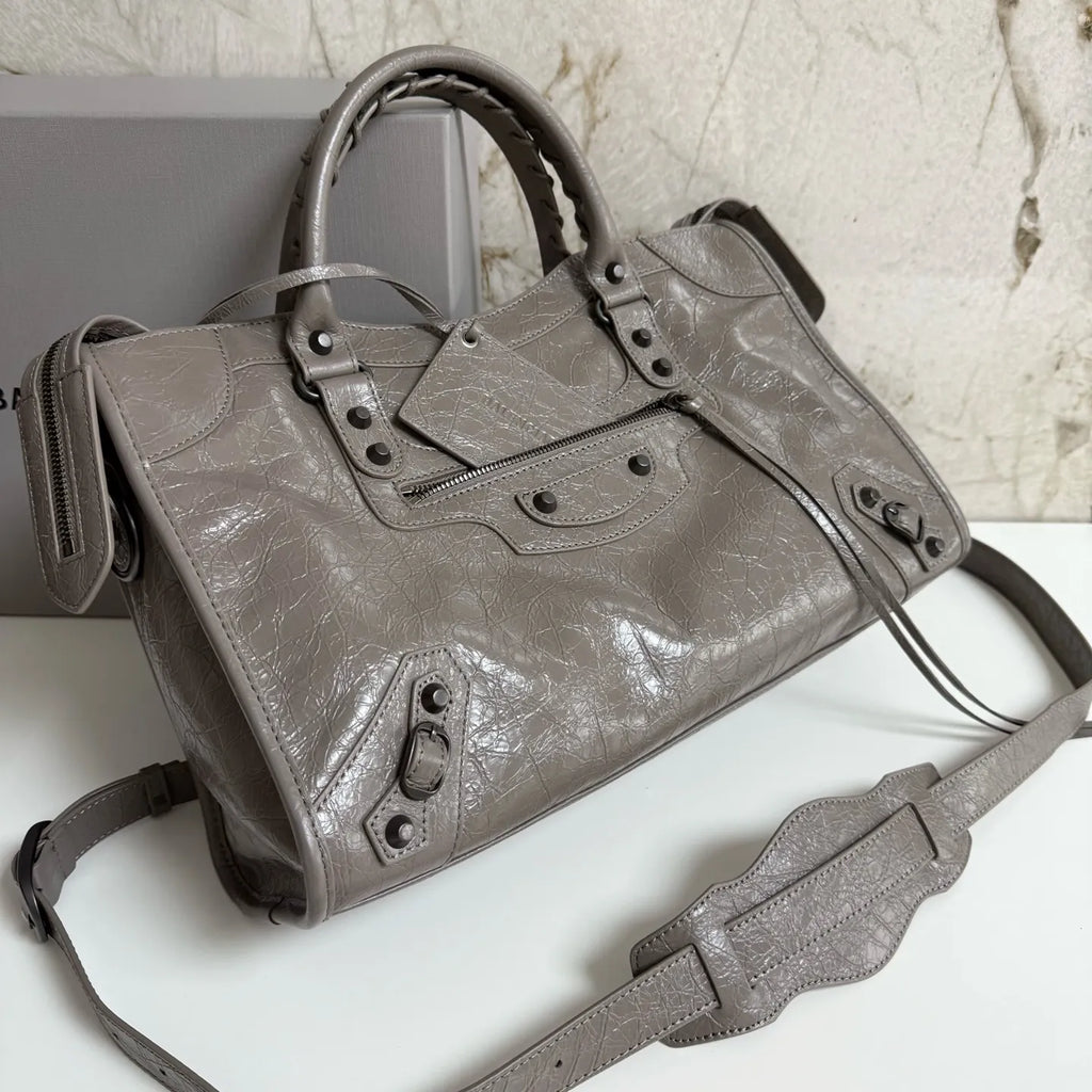 Balencia City Dark Walnut 15.0 in Bag 2626L118 217467