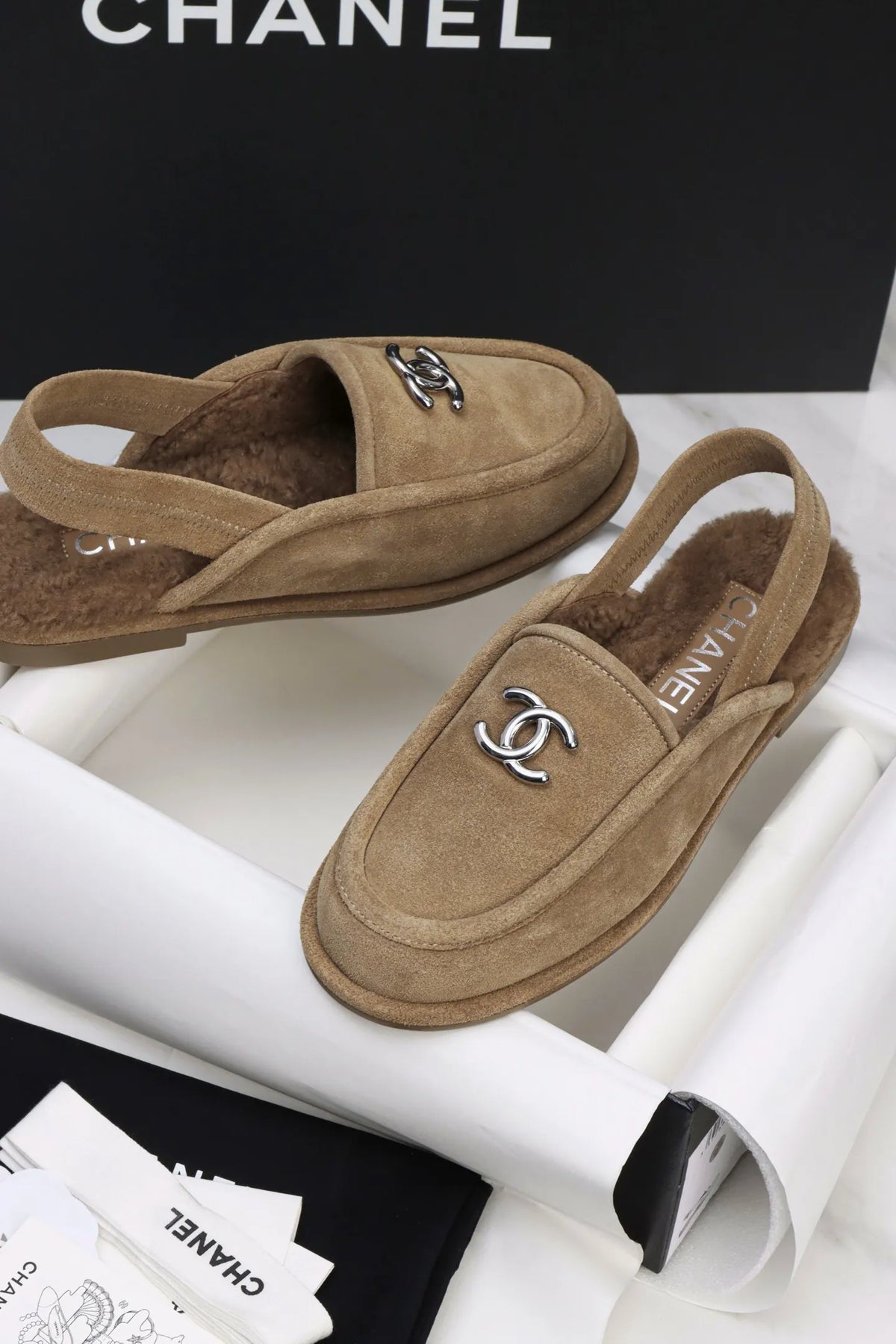BEON 25 Maillard Plush Shoes 305031