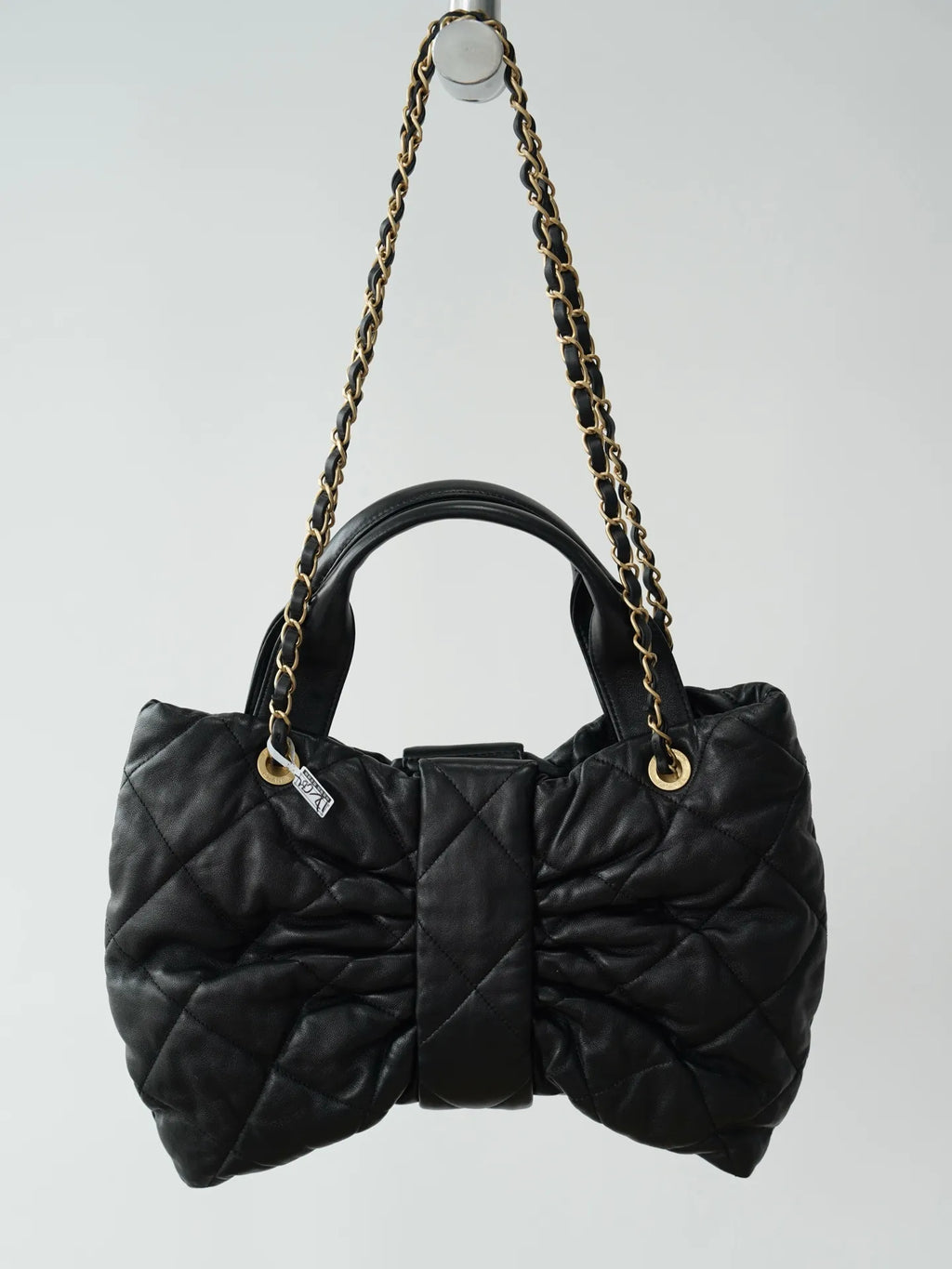 Bodin.joyeux 25K Medium Sheepskin Bow Handbag