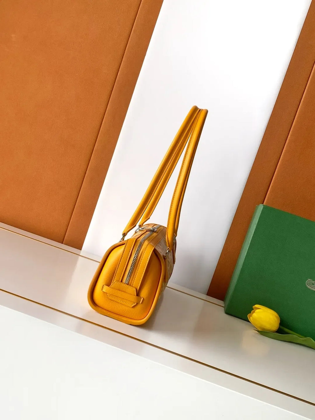 Bonbonniere Shoulder Bag Leather Yellow 8039