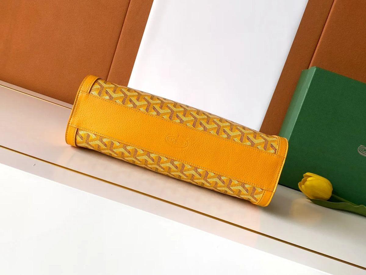 Bonbonniere Shoulder Bag Leather Yellow 8039