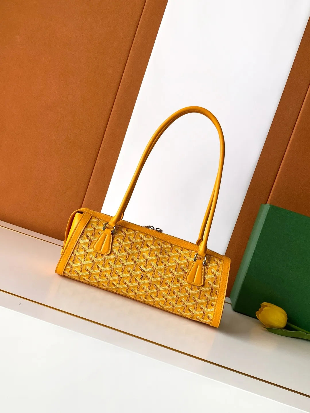 Bonbonniere Shoulder Bag Leather Yellow 8039