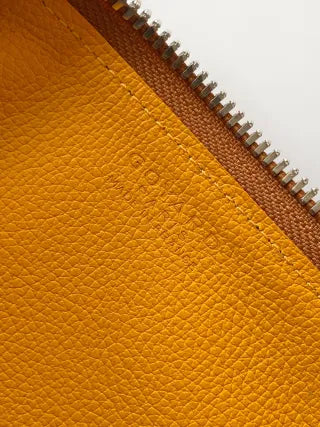 BONBONNIERE Trapezoidal Shoulder Bag Leather 8039