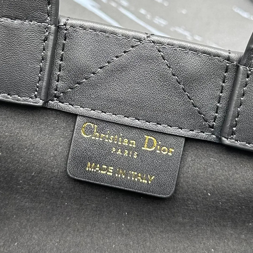 Book Tote 8.5 in Calfskin Mini Tote Bag 1160