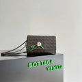 BOTT Women's BOTT V Andiamo Pouch
