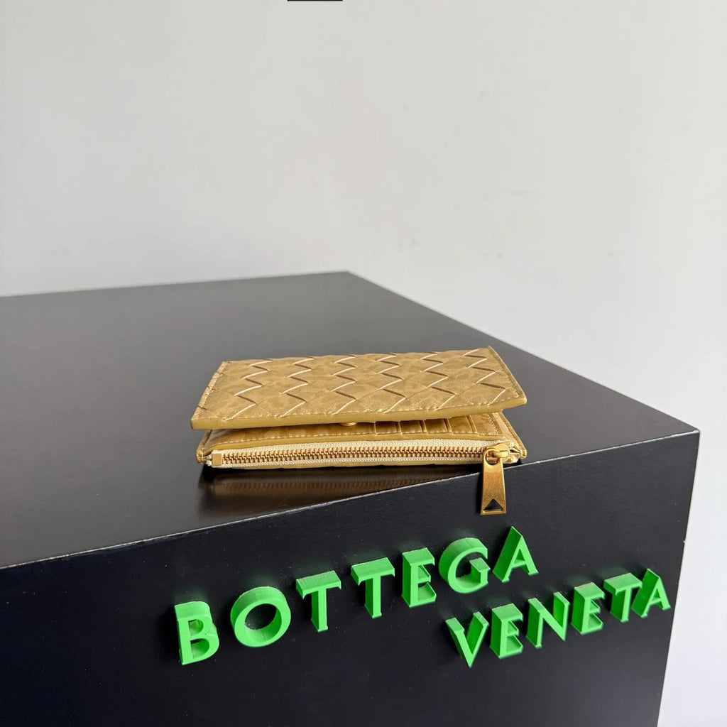 BOTT Women's BOTT V Leather Wallet