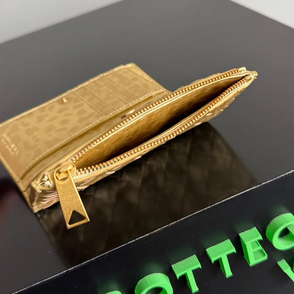 BOTT Women's BOTT V Leather Wallet