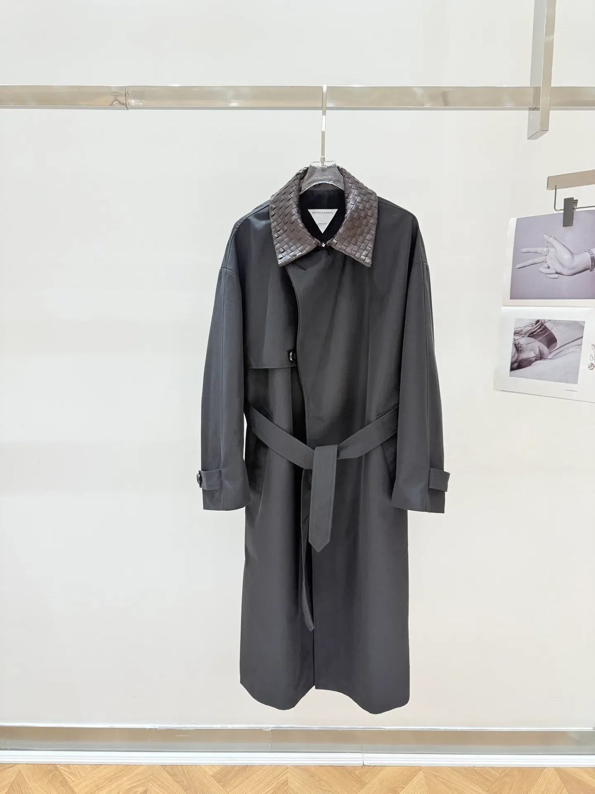 BOTT Women's V Coat