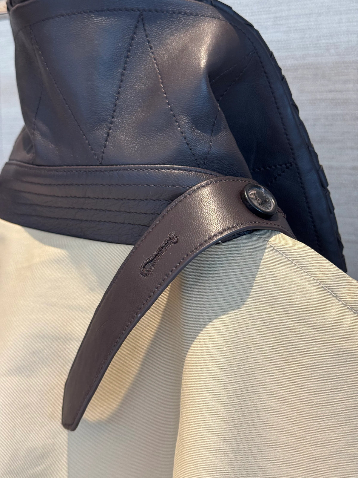 BOTT Women's V Jacket