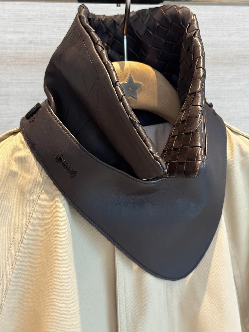 BOTT Women's V Jacket