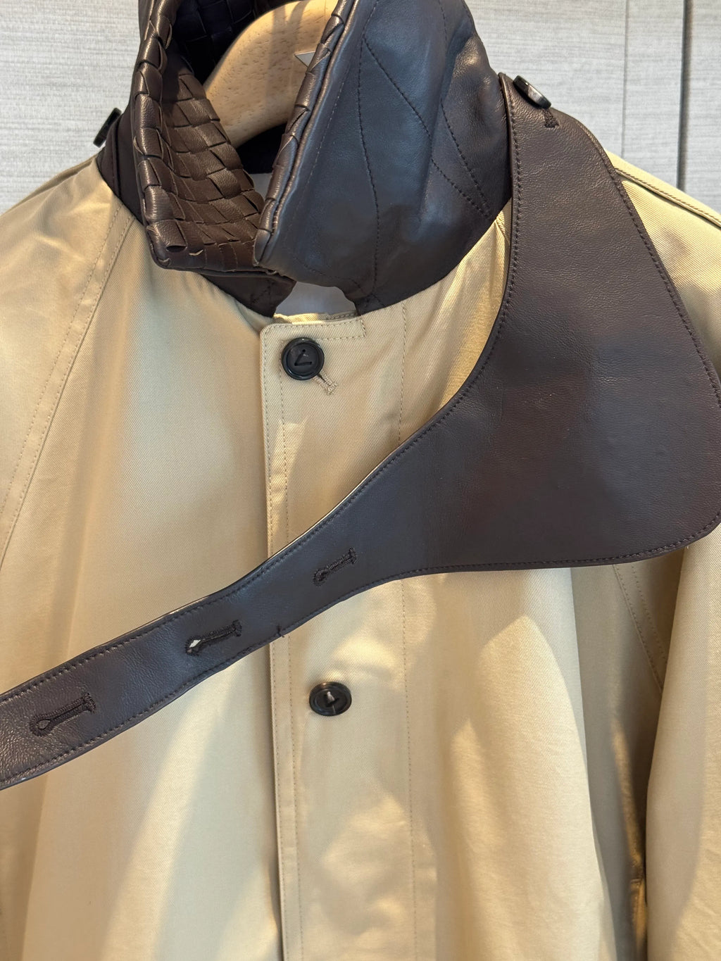 BOTT Women's V Jacket