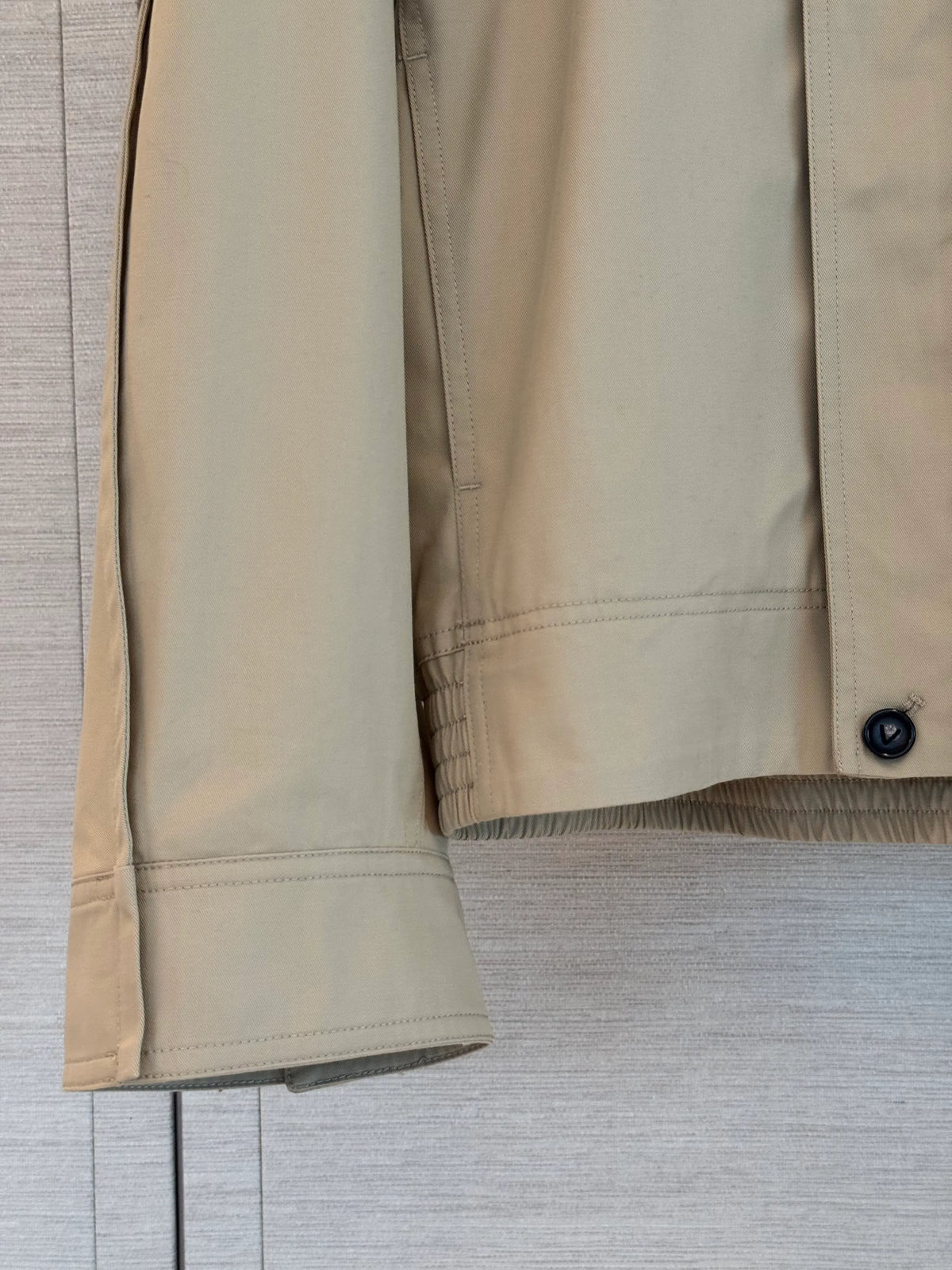 BOTT Women's V Jacket