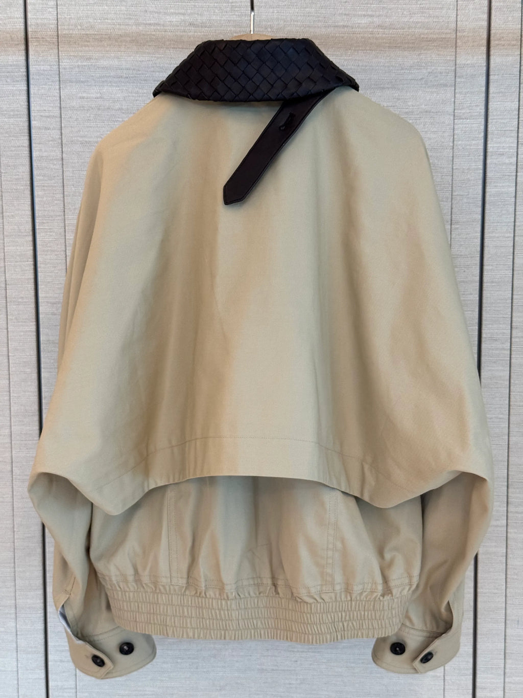 BOTT Women's V Jacket