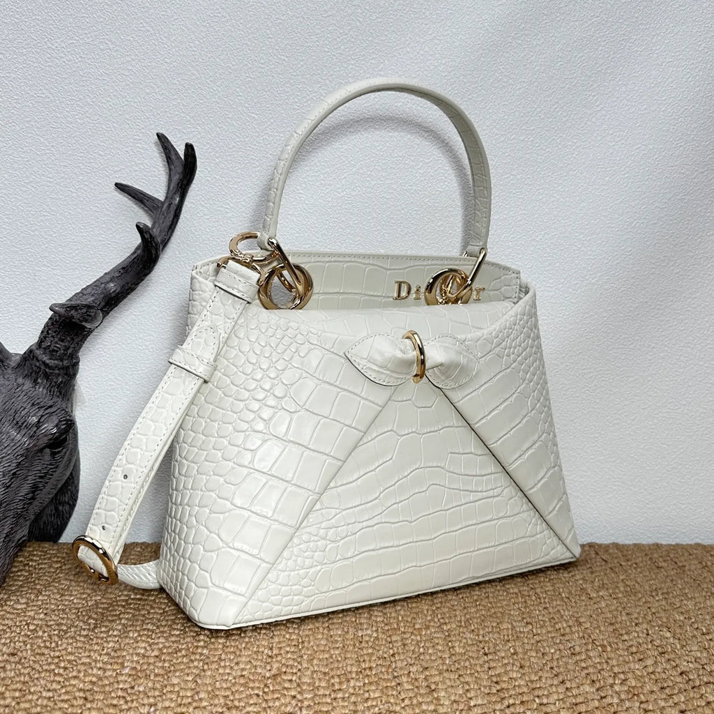 Bow-tie 11 in Crocodile Pattern Tote Bag 0737