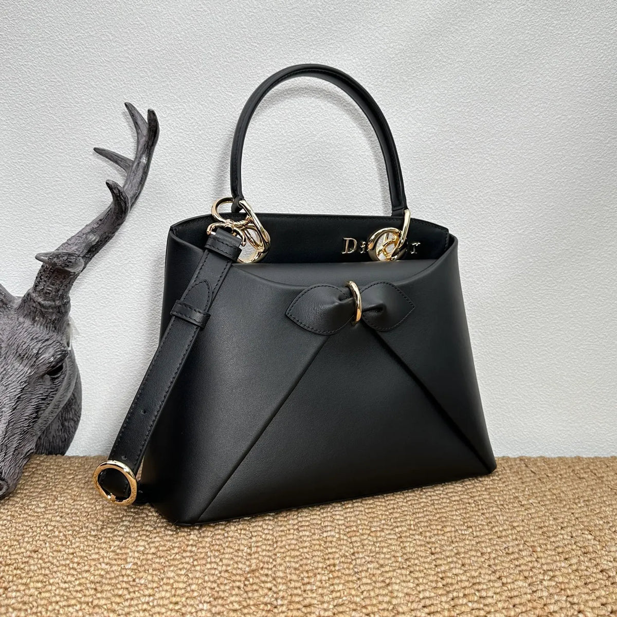 Bow-tie 11 in Tote Bag 0737