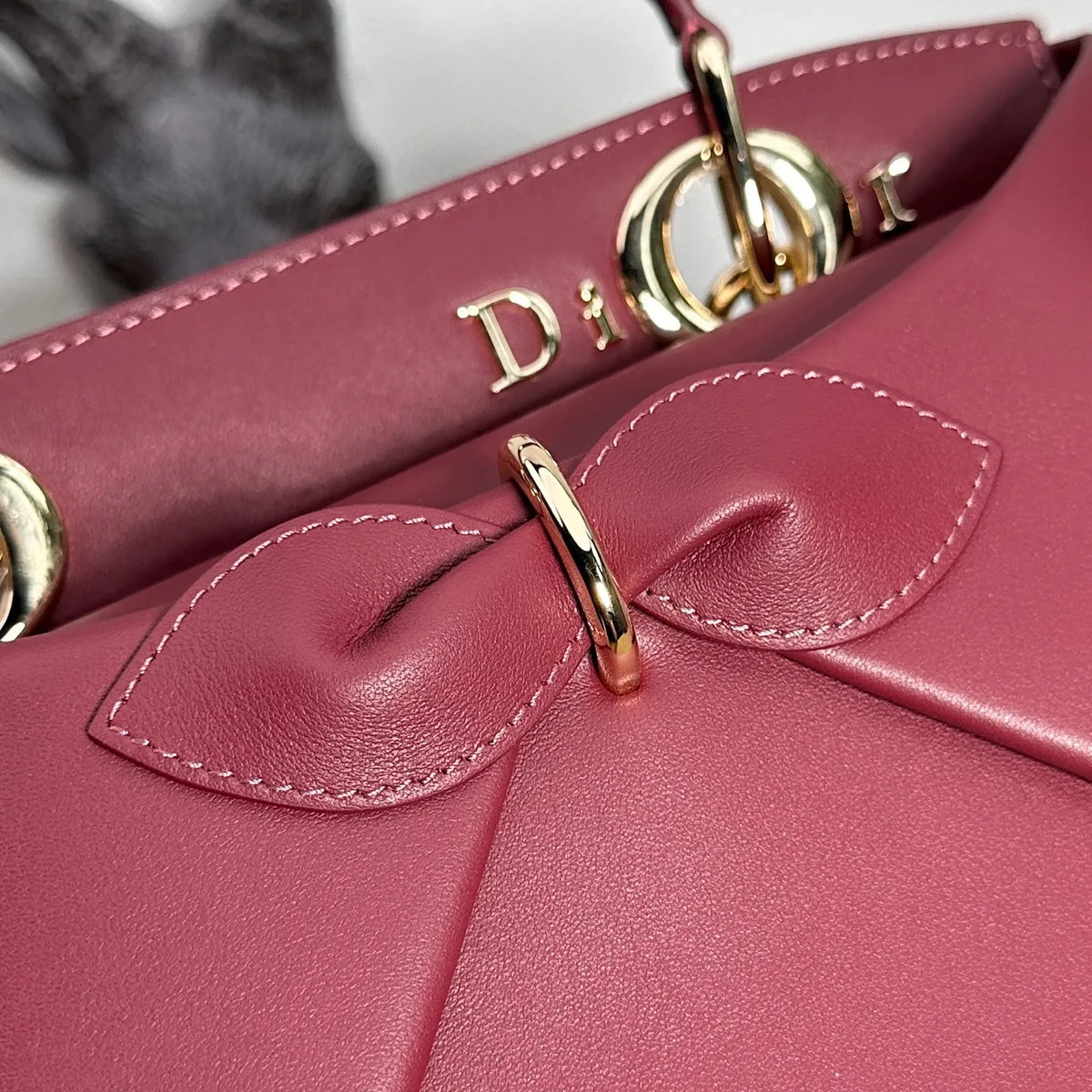 Bow-tie 11 in Tote Bag 0737