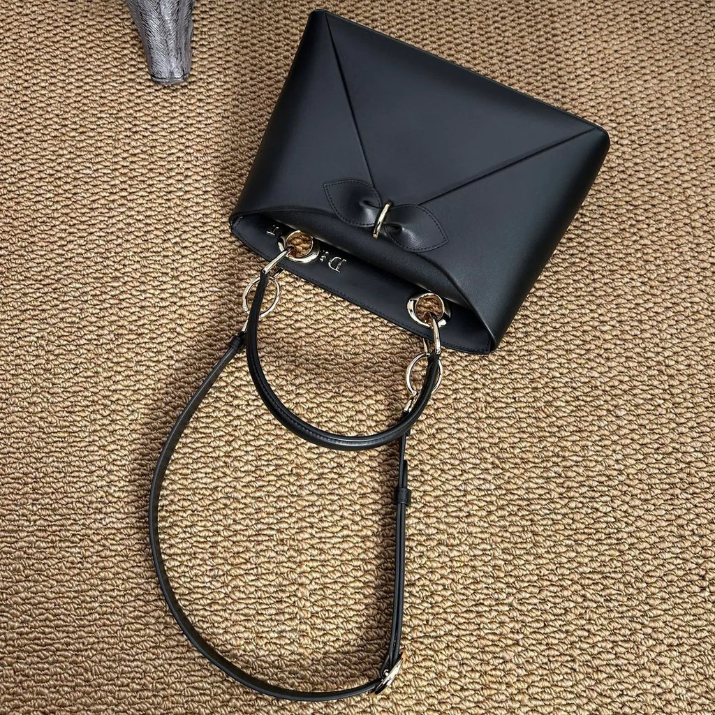Bow-tie 11 in Tote Bag 0737