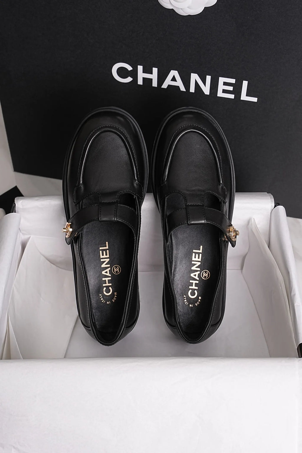 BOYS 25M Mary Jane Shoes with Strapless Necklace