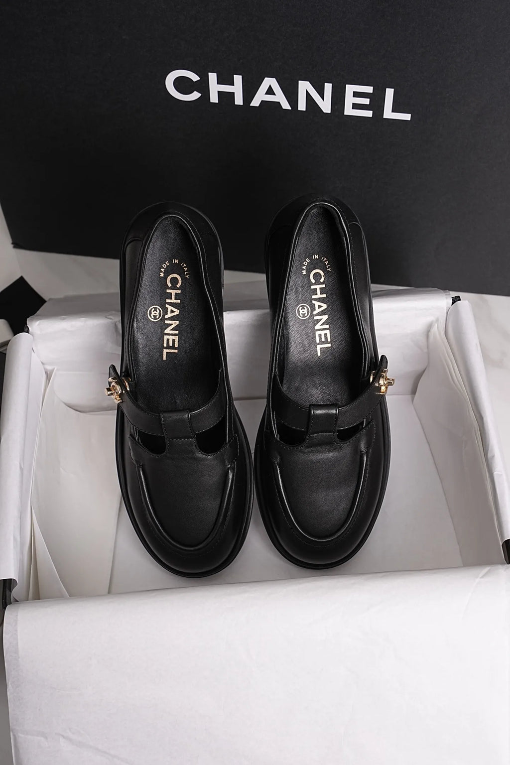 BOYS 25M Mary Jane Shoes with Strapless Necklace