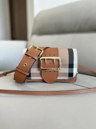 Burberry The Buckle Bag House Check Leather 235402050700