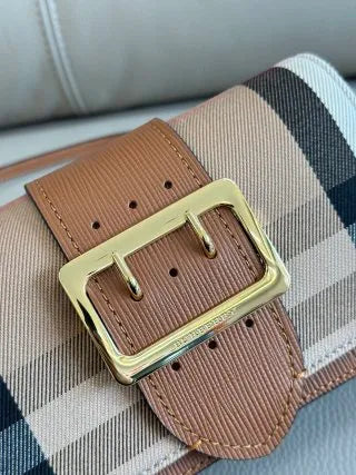 Burberry The Buckle Bag House Check Leather 235402050700