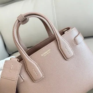 Burberry Vintage Check Banner Tote Handbag Grained Leather 557163