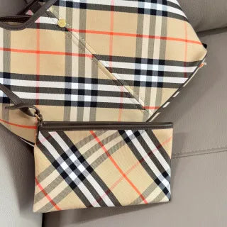 Burberry Vintage Check Cotton Leather Tote Handbag 203402050650