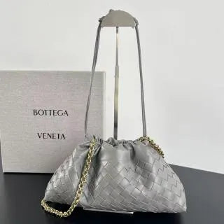 Dustbag Leather 13.0 in Shoulder Bag 844626