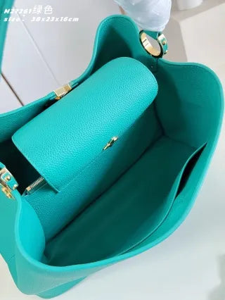 Capucines Souple 15 in Leather Bag M27261