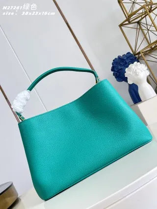 Capucines Souple 15 in Leather Bag M27261