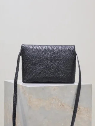 Cassandra 9.1 in Lambskin Messenger Bag 801490