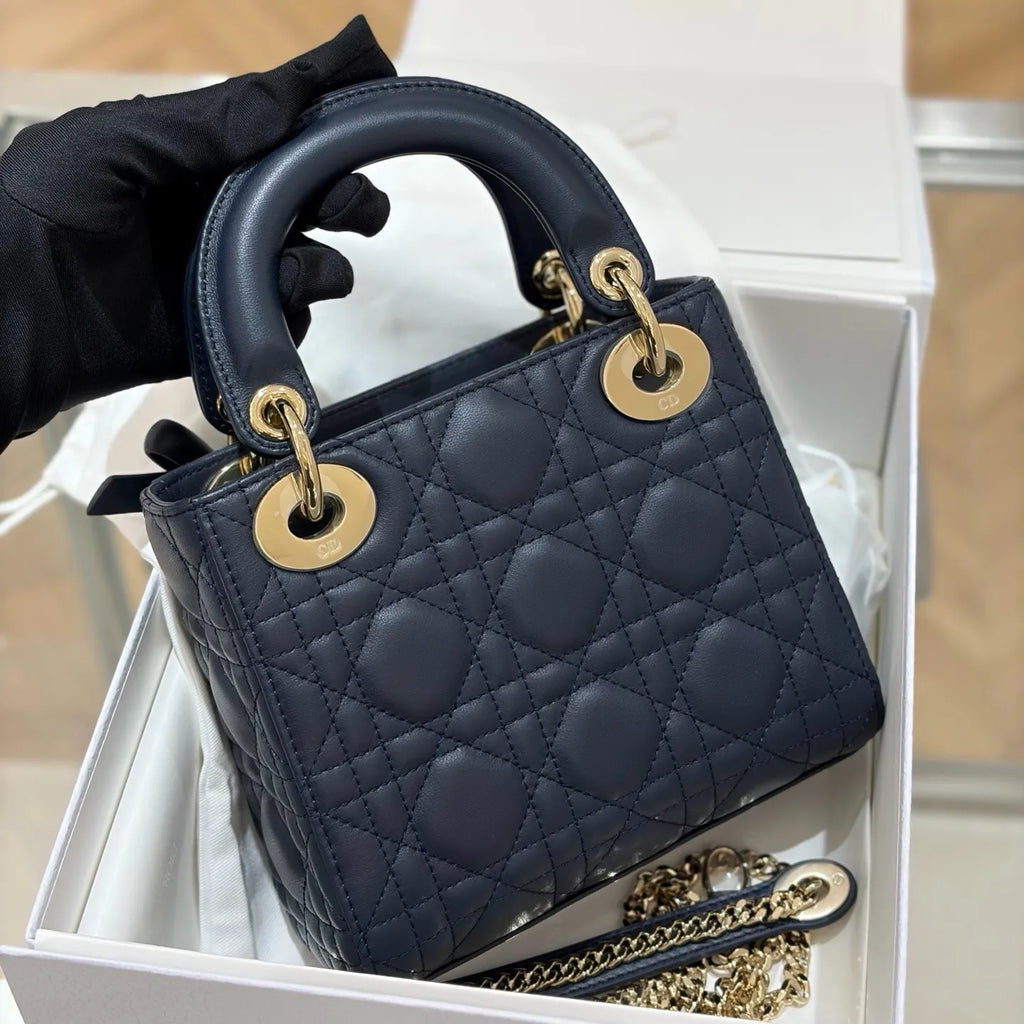 CD-Lady17 Bow Quilted Lambskin Handbag Marine Blue
