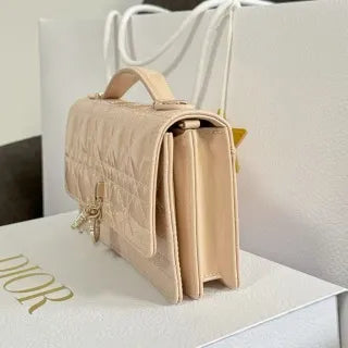 CD Pearl WOC Lacquer Powder Chain Shoulder Bag