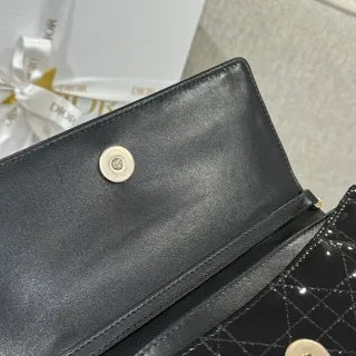 CD Pearl WOC Patent Leather Flap Shoulder Bag Black 135408