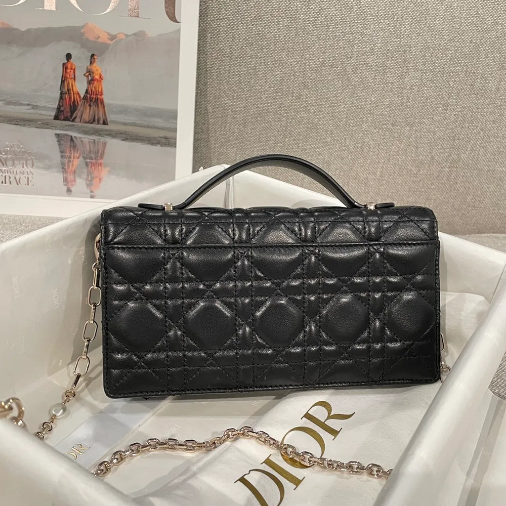 CD Pearl WOC Pearl Chain Crossbody Shoulder Bag