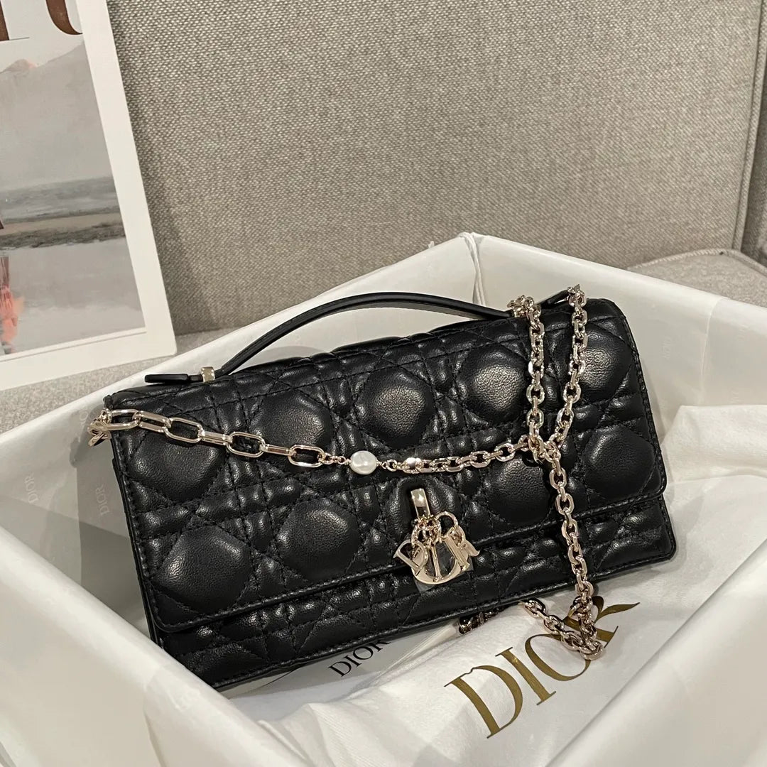 CD Pearl WOC Pearl Chain Crossbody Shoulder Bag