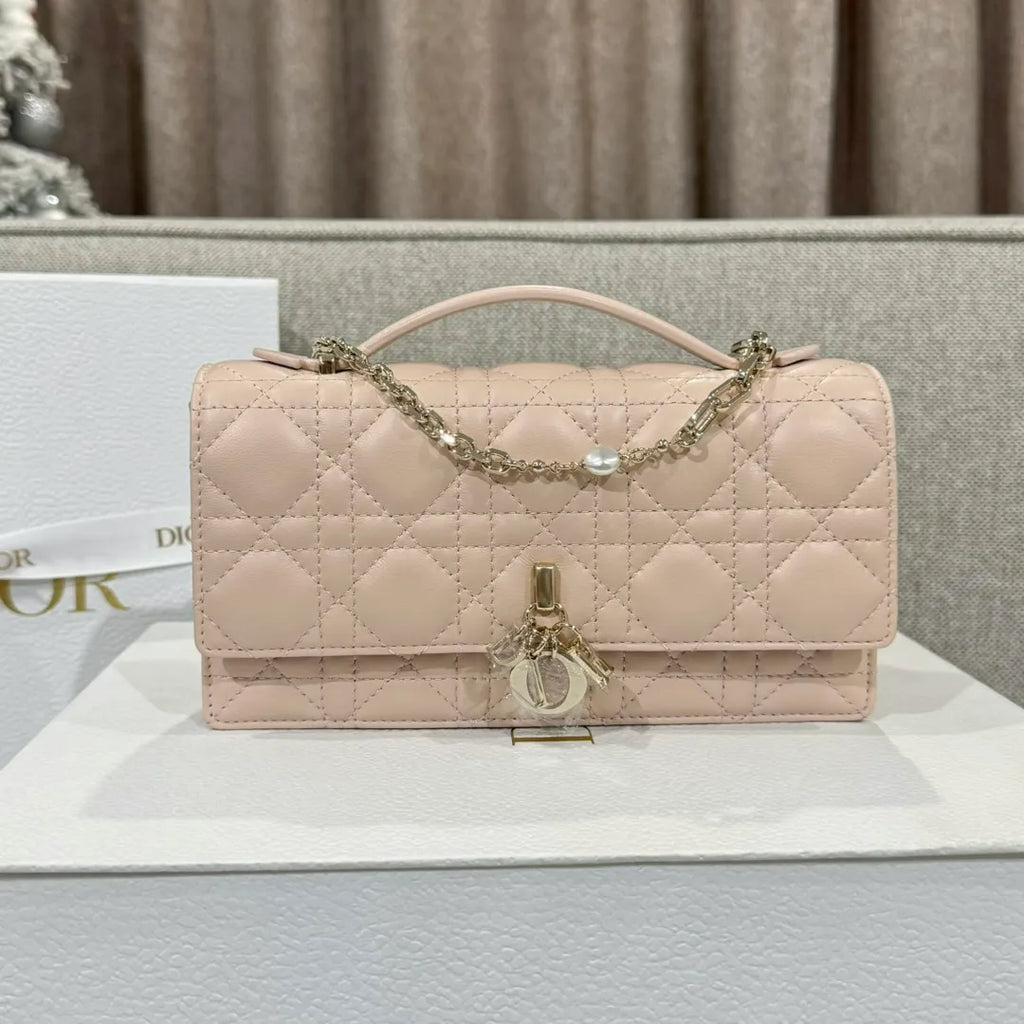 CD Pearl WOC Rouge Pink Chain Shoulder Bag 135439
