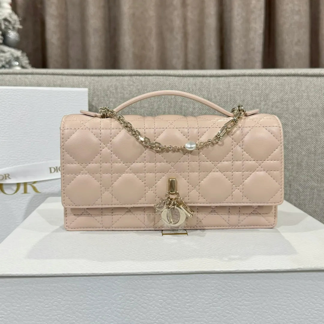 CD Pearl WOC Rouge Pink Chain Shoulder Bag 135439