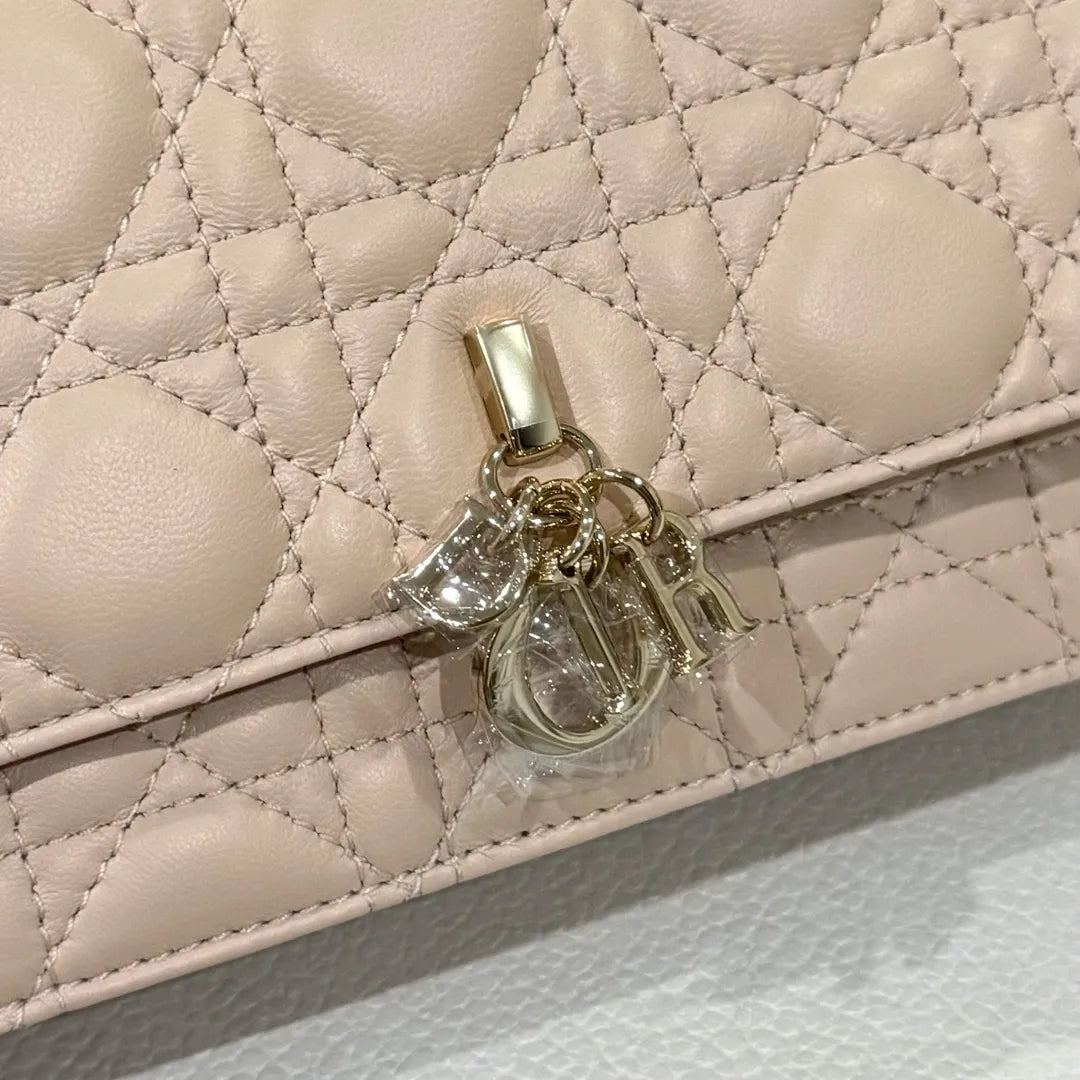 CD Pearl WOC Rouge Pink Chain Shoulder Bag 135439