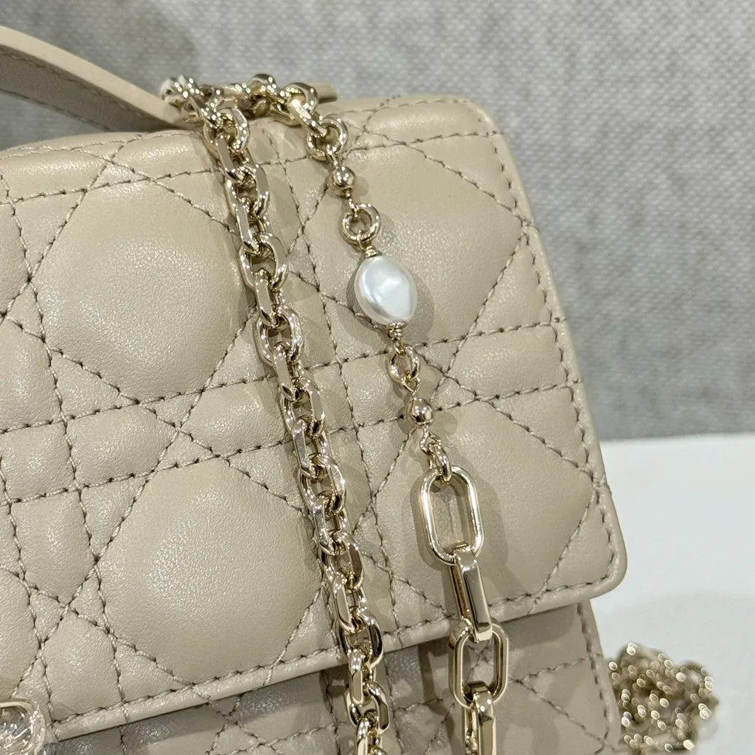 CD WOC Pearl Chain Crossbody Shoulder Bag Rice 135413