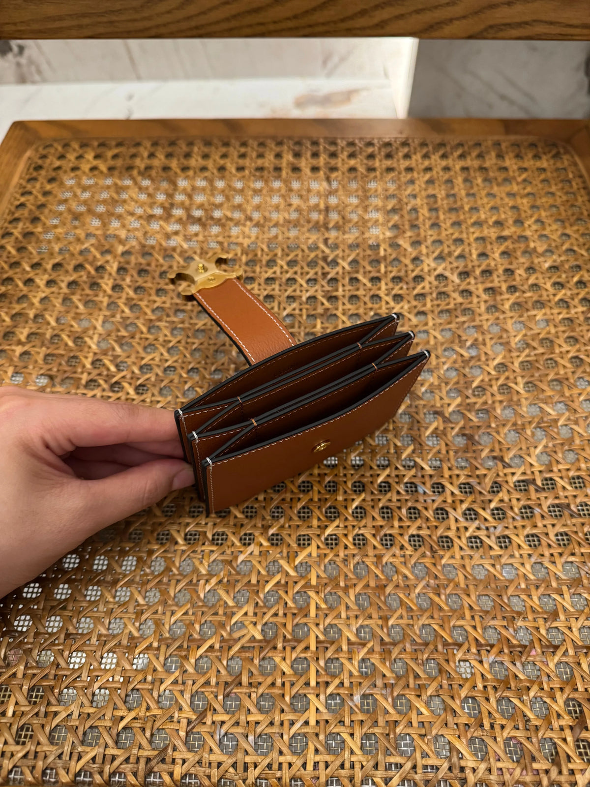 CEL Women's Cel Accordeon Card Holder