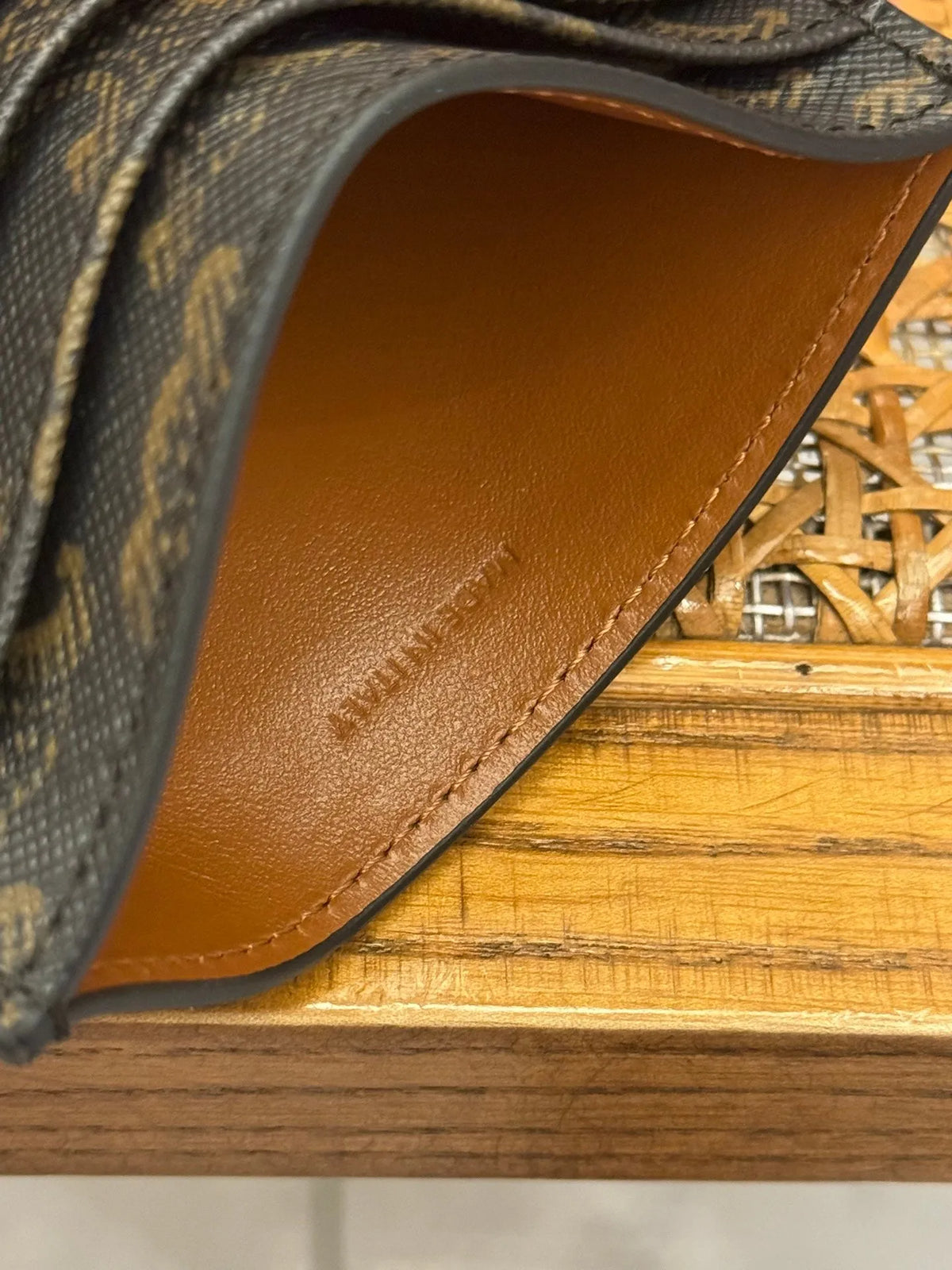 CEL Women's CEL Card Holder