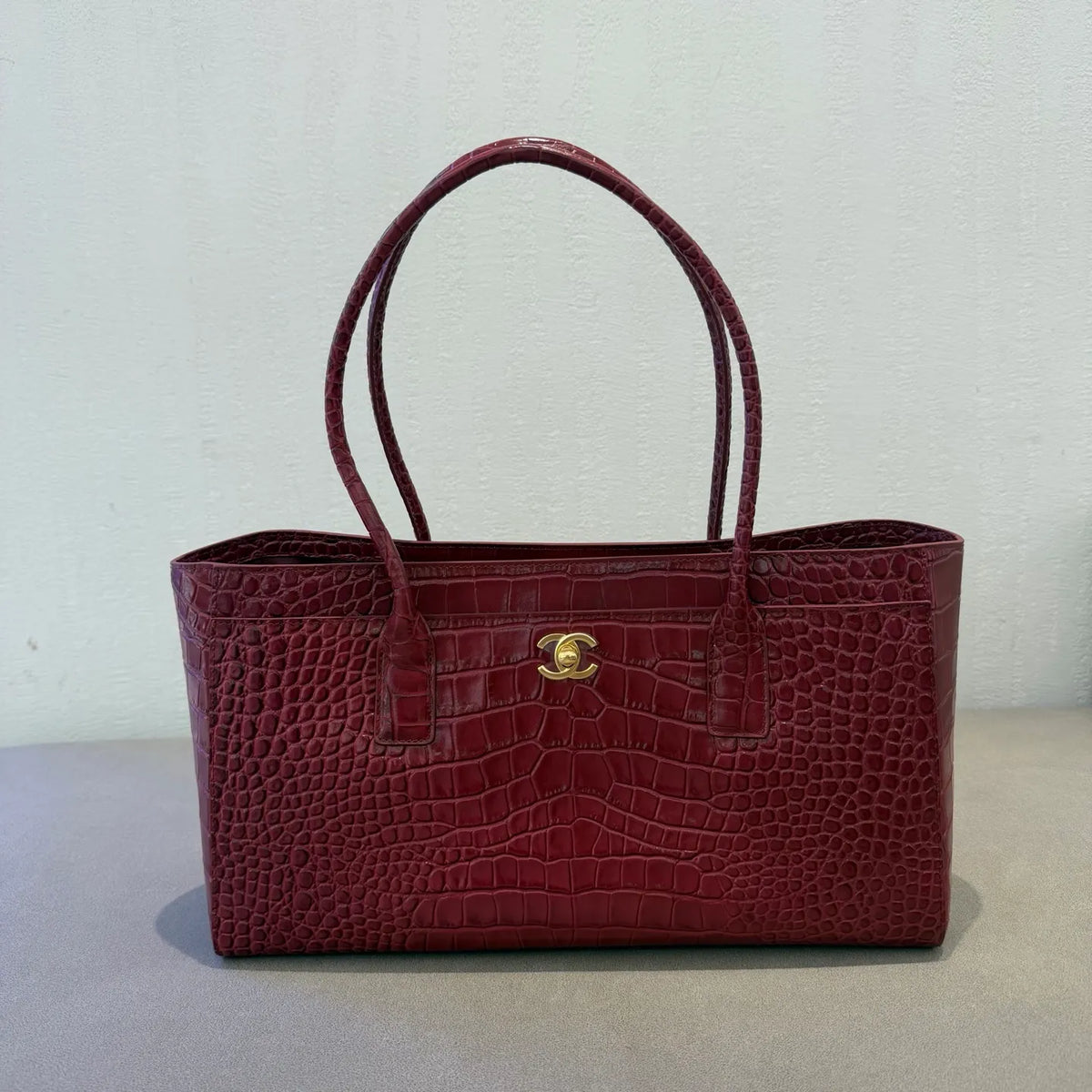 Ch@nel 26S Crocodile Embossed Leather Tote Bag 140021